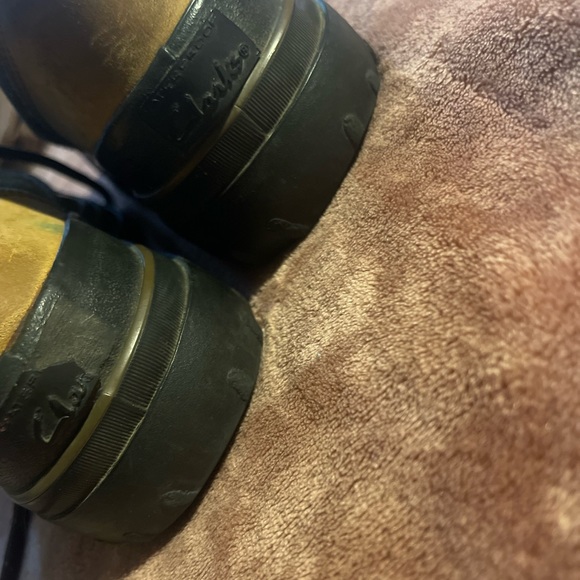 Clarks boots - Picture 3 of 5